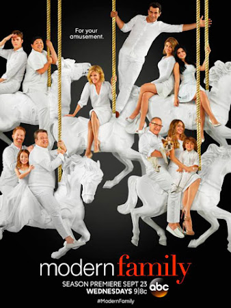 Modern Family Season 7 (2015)
