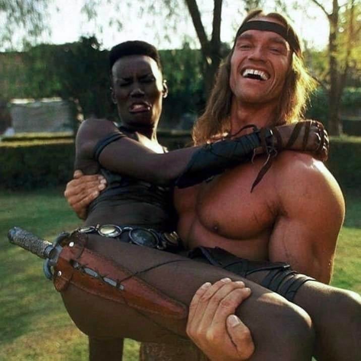 Funny Behind The Scenes Photos Of Arnold Schwarzenegger And Grace Jones While Shooting Conan The Destroyer 1984 Vintage News Daily