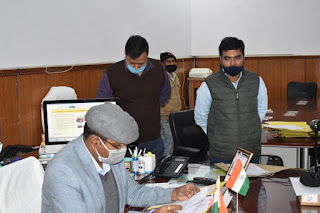 डीएम ने की मामलों की सुनवाई, AnjNewsMedia