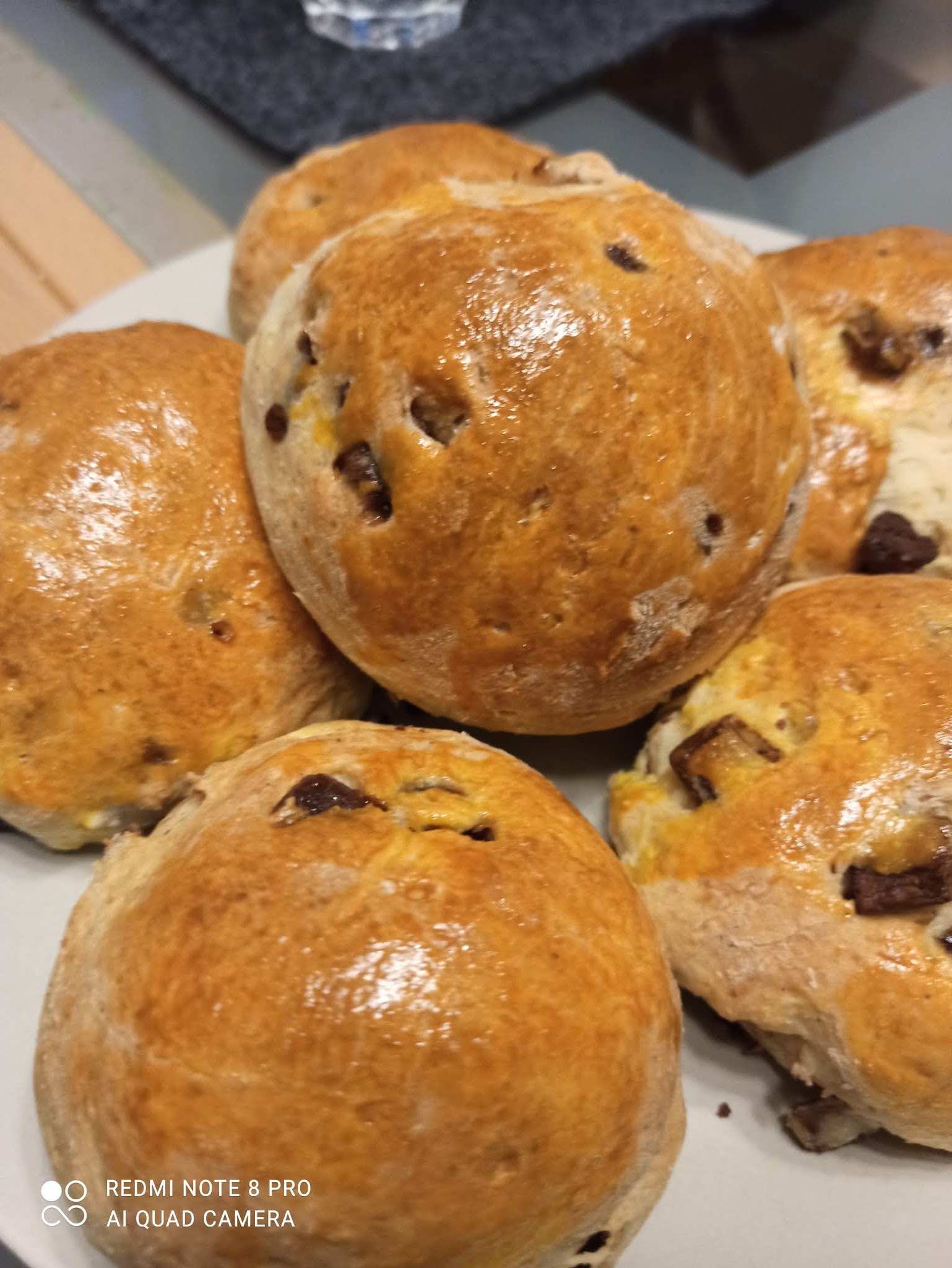 Schnelle Schoki Brötchen aus Quark-Öl Teig