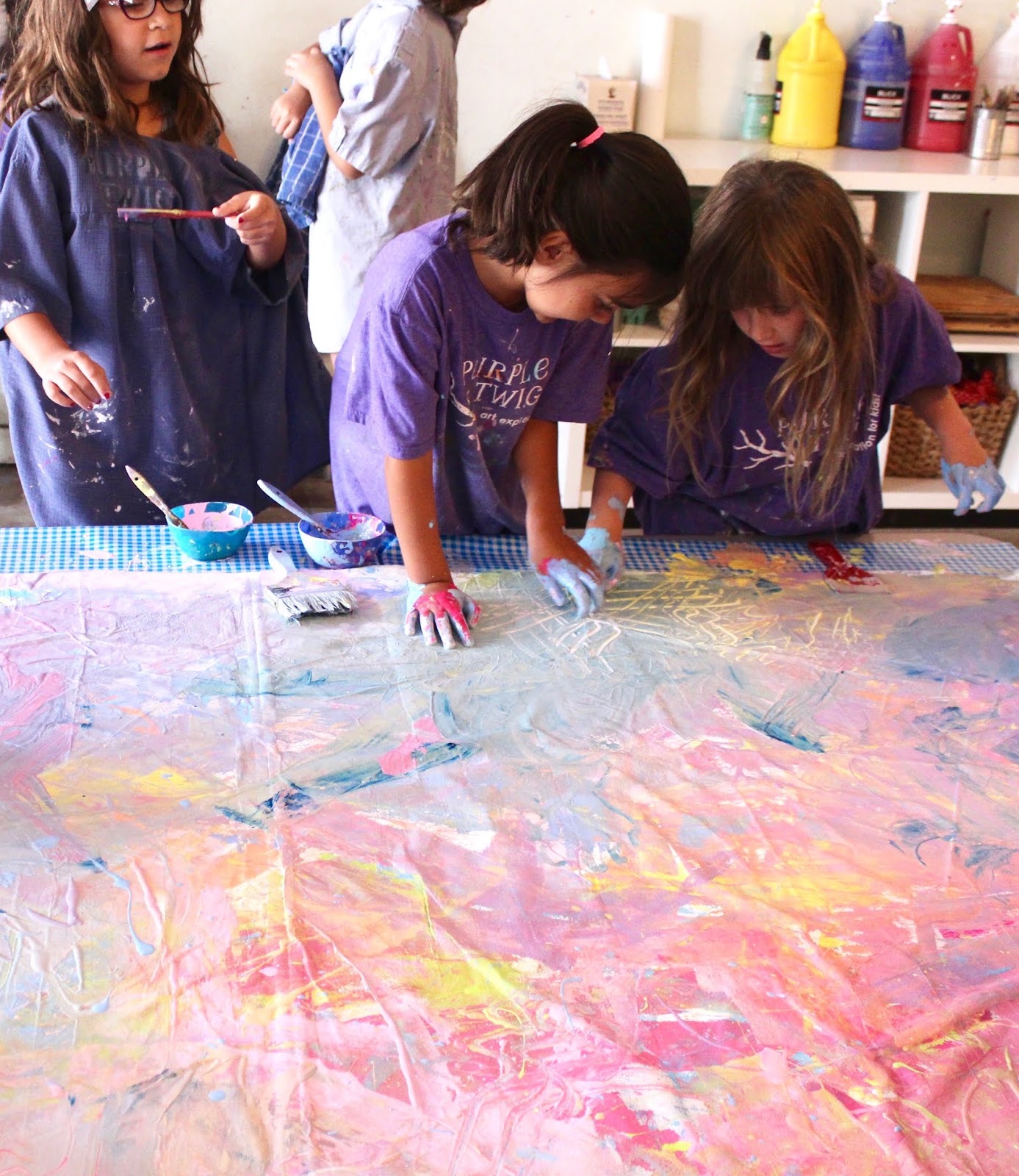 10 Collaborative Art Projects for Kids and Parents