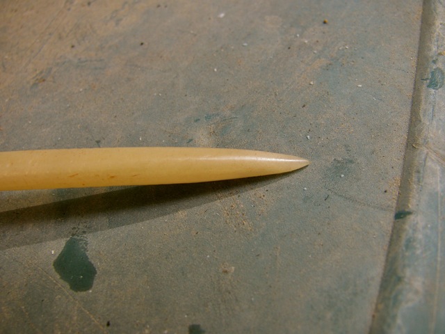 Bone awl, 5 3/4'',straight, with grooves