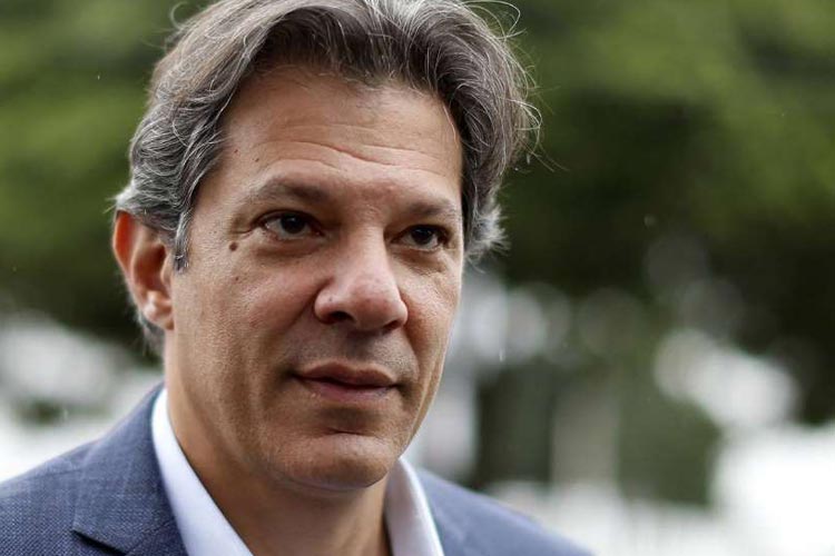 Com aval de Lula, PT confirma Haddad como candidato à Presidência