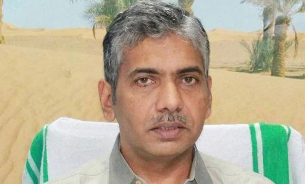 Kerala government to demote Jacob Thomas as ADGP, Thiruvananthapuram, News, Politics, Trending, IPS Officer, Criticism, Probe, Kerala