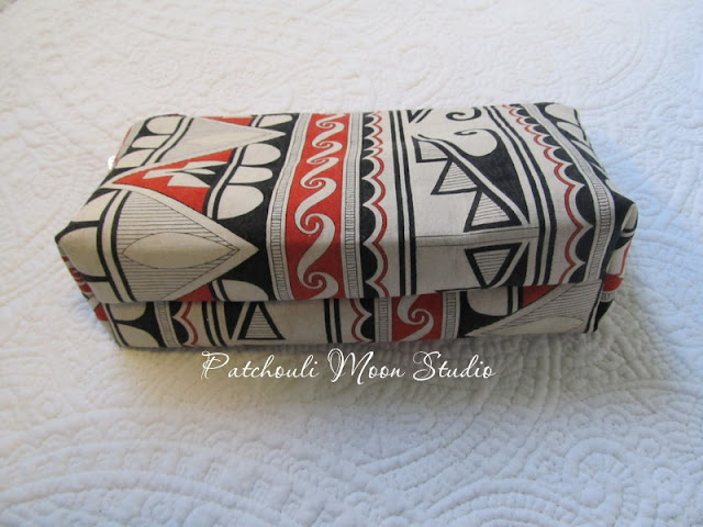 Patchouli Moon Studio~ Marilyn Zippered Cosmetic Bag