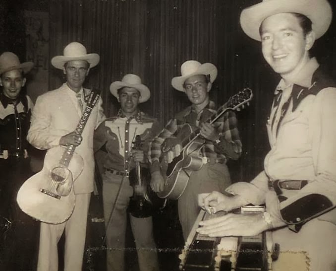 Let's Keep the 50's Spirit Alive!: Ernest Tubb holding the Jimmie ...