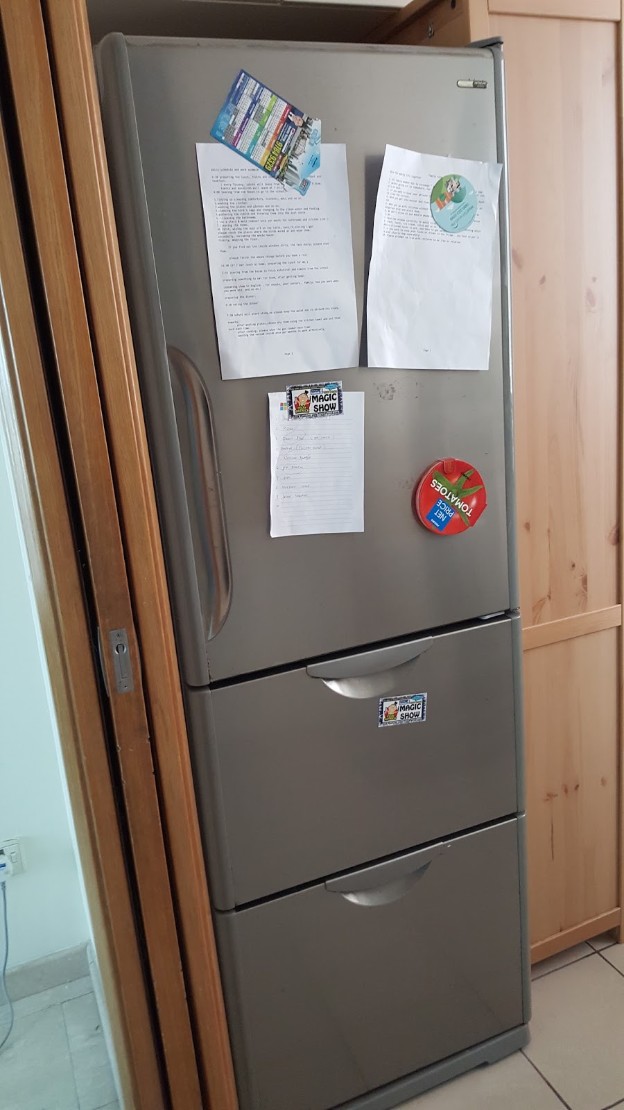 Fridge repair Refrigerator repair Singapore Hitachi Fridge Repair