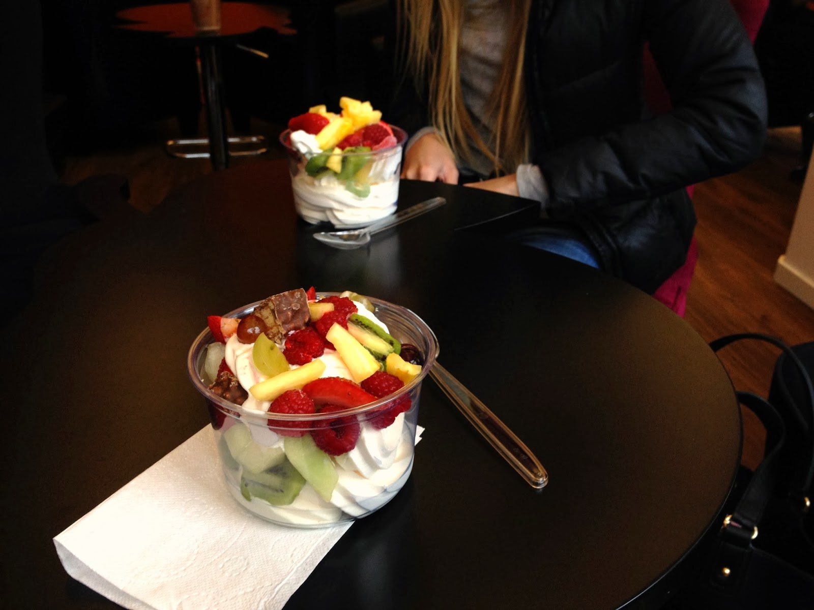 Alice Lundberg Frozen yoghurt bar