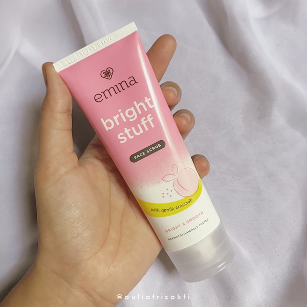 REVIEW EMINA BRIGHT STUFF FACE SCRUB BEKIKA ROOM
