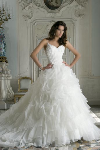 Ruffle Wedding Dresses ~ Unique Wedding Ideas and Collections ...