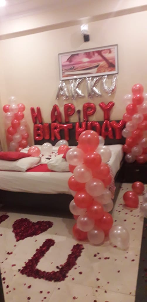 Red White Balloon Decoration Birthday Room Decoration For