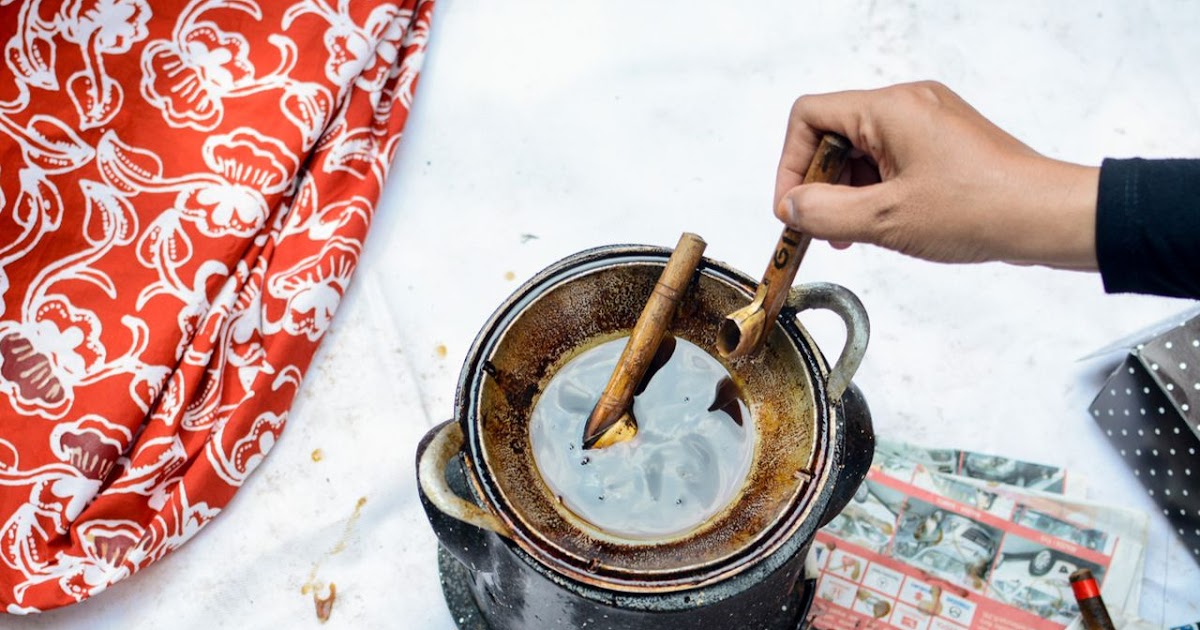 Fungsi Malam Dalam Proses Pembuatan Batik Fungsi Malam Dalam Proses Pembuatan Batik