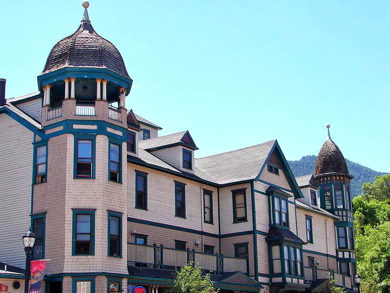 Manitou Under Water Blog