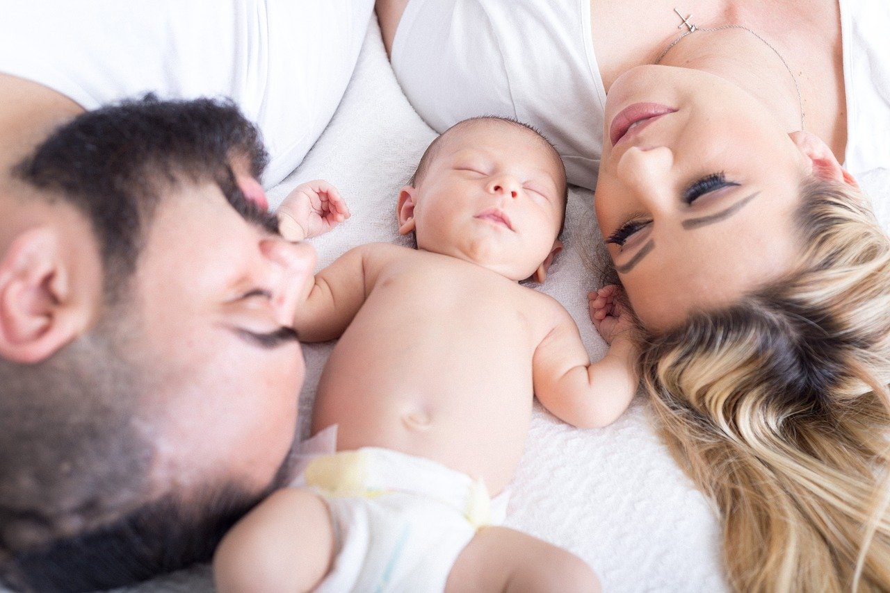 Rangkaian Nama Anak Perempuan Modern dan Artinya Rangkaian Nama Anak Perempuan Modern dan Artinya