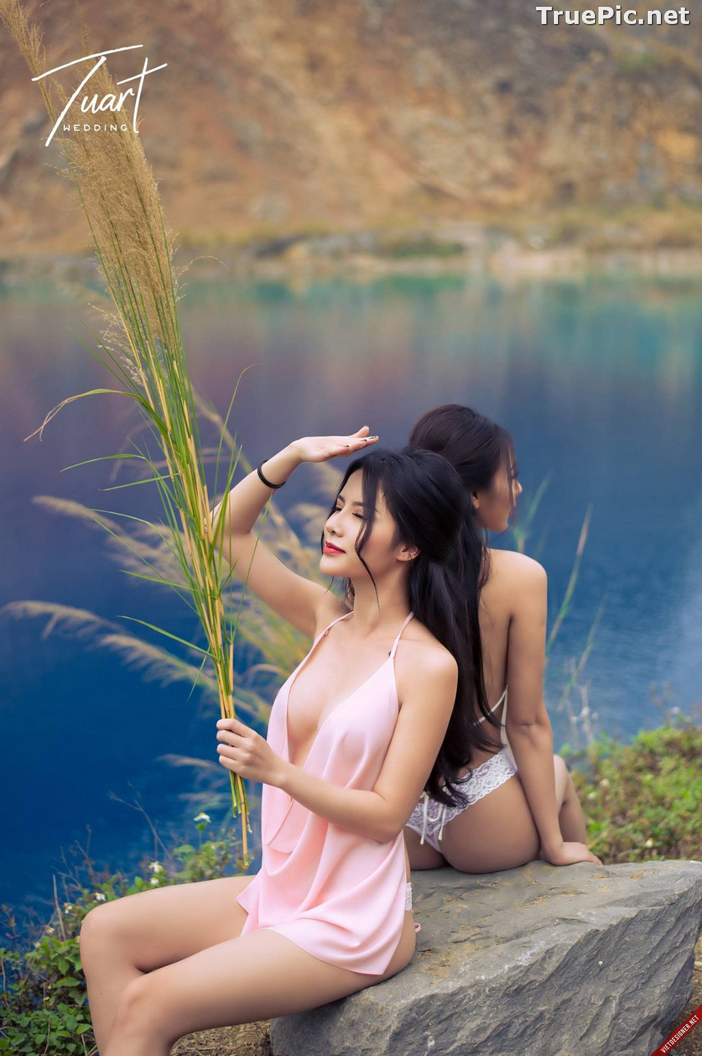 Image Vietnamese Hot Model - Two Sexy Girl In The Valley - TruePic.net - Picture-85