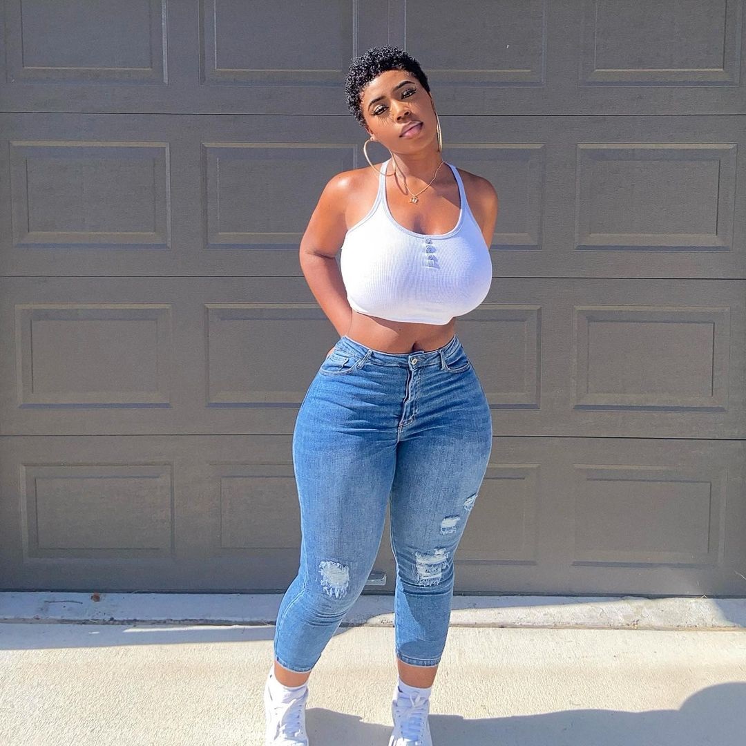 Uche Mba 5 Things You Need To Know About Her Plus Beautiful Photos Information Guide Africa Uche Mba 5 Things You Need To Know About Her Plus Beautiful Photos Information Guide Africa