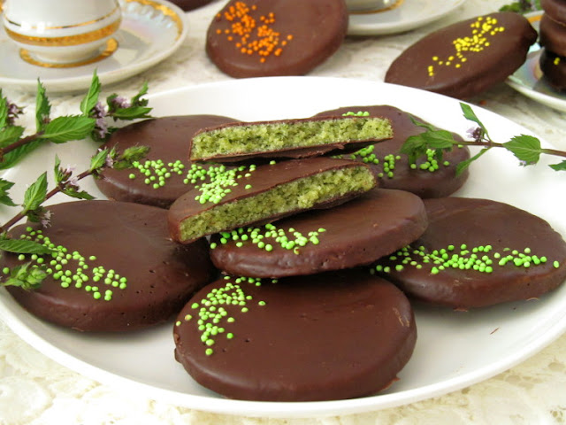 Мятное печенье в шоколаде (Mint cookies in chocolate)