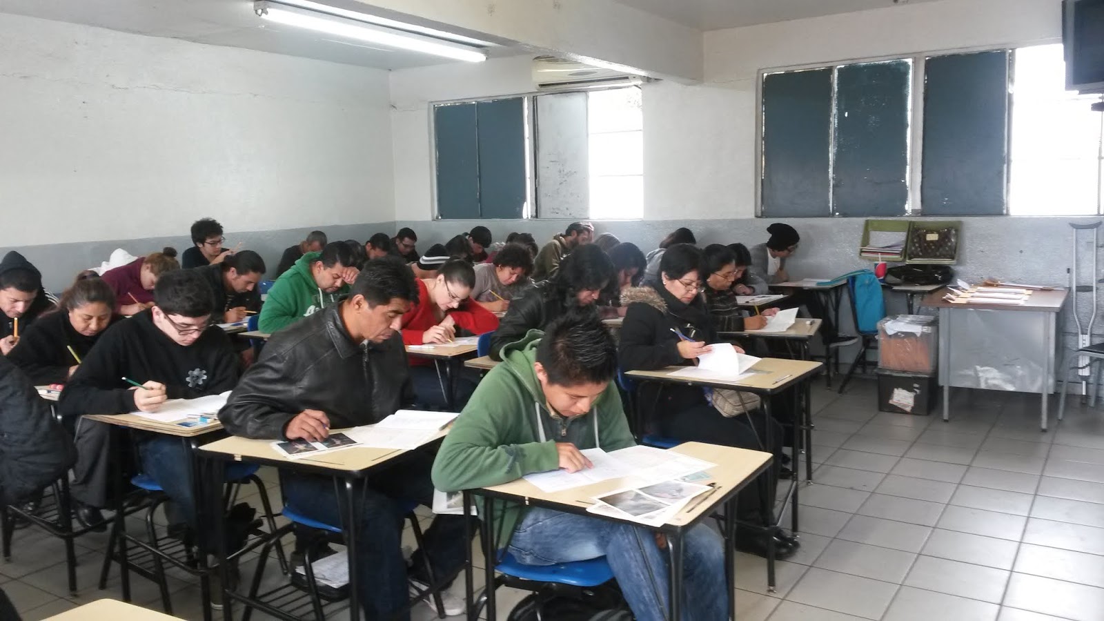 Educación BC ES PREPARATORIA ABIERTA UNA OPCIÓN FLEXIBLE PARA CONTINUAR CON ESTUDIOS Educación BC ES PREPARATORIA ABIERTA UNA OPCIÓN FLEXIBLE PARA CONTINUAR CON ESTUDIOS