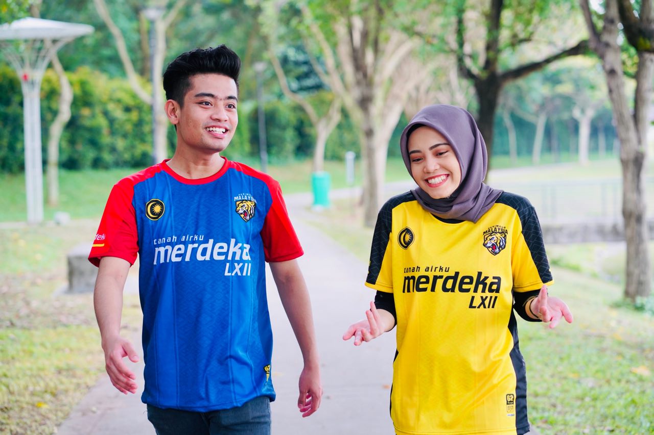 Wallpaper Tulisan Punya Hak Apa Anda Membuka Hp Saya / Gambar Kata