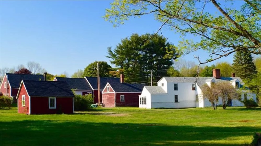 Notes on Eliot Maine History