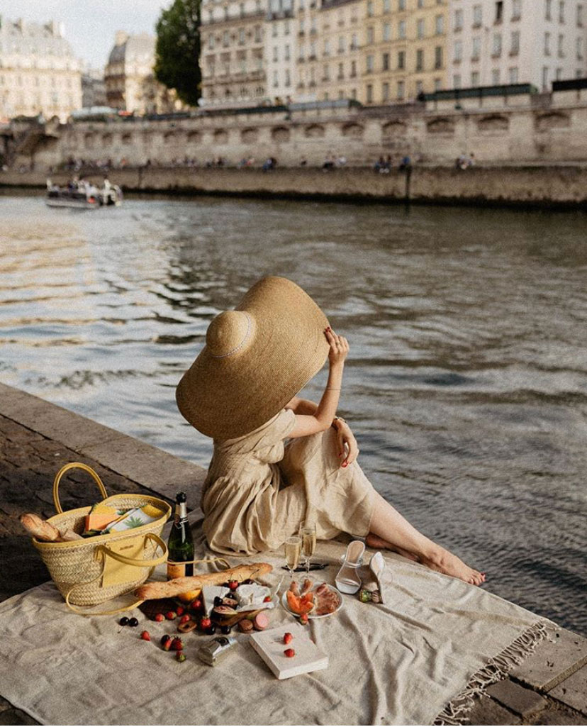 From Instagram | Summertime Inspiration: The Most Beautiful Picnics