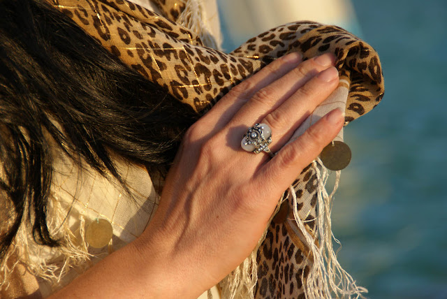 anillo+piedra+blanca+brillantes