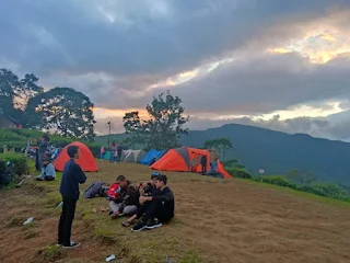 Camping Bukit Santiong Paralayang