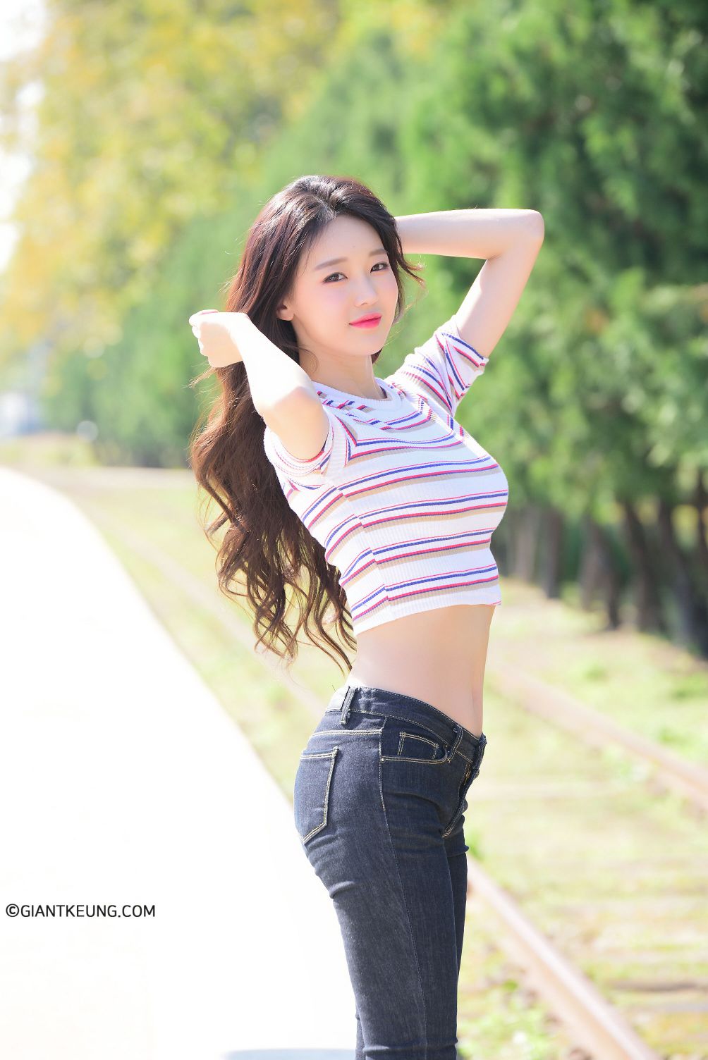 Jin Yu Ri (진유리) - Casual Outdoor 3 set Collection - 191231 #1