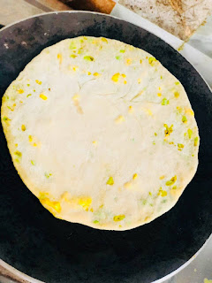 mutter-paneer-stuffed-paratha-step-4(b-1)