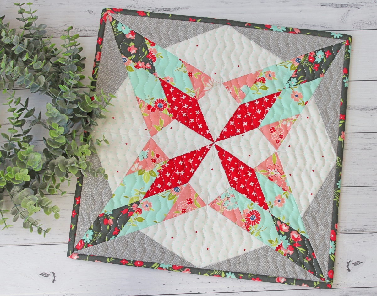 Priscilla Mini Quilt PDF Pattern Threadbare Creations