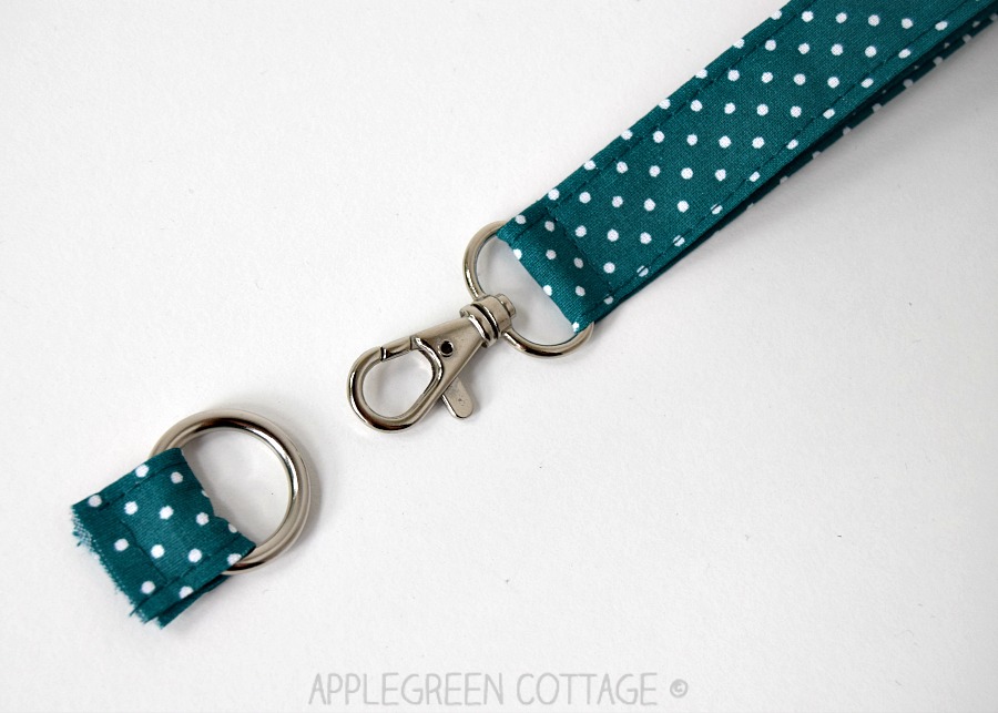 How To Add A Wristlet Strap To Any Bag, Pouch Or Wallet AppleGreen