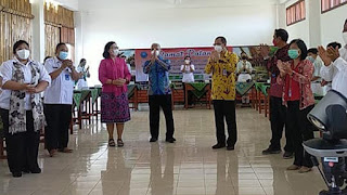 Santy Sastra, Santy Sastra Public Speaking, BNN Propinsi Bali,  SD SMP Tunas Harapan Jaya (2)