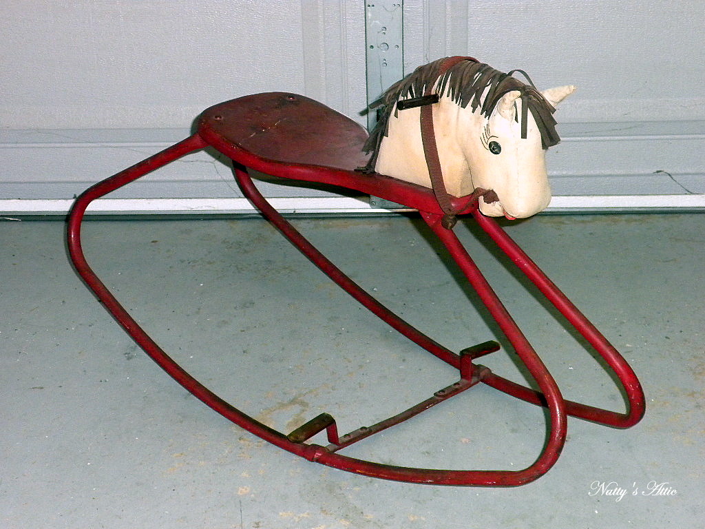 Metal Rocking Horse - RockingHorseFun.com