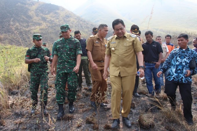Bupati Dairi 2019 Dr. Eddy Keleng Ate Berutu Meninjau Kabakaran Hutan di Silalahi 