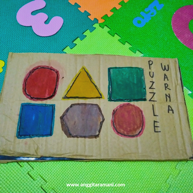 Puzzle warna