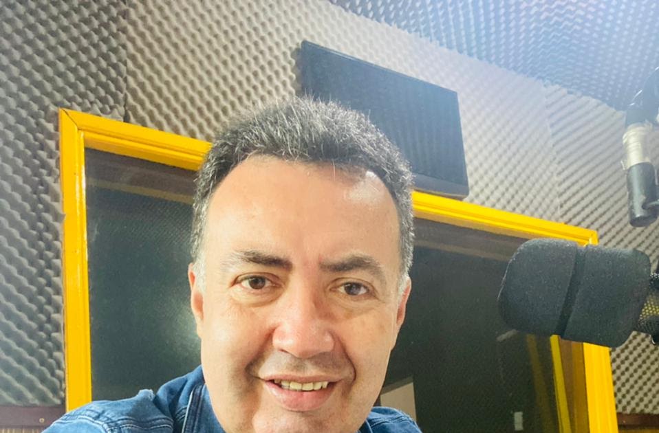 Na Redação Pastor Heleno entrevista André Moura na rádio Xingó FM