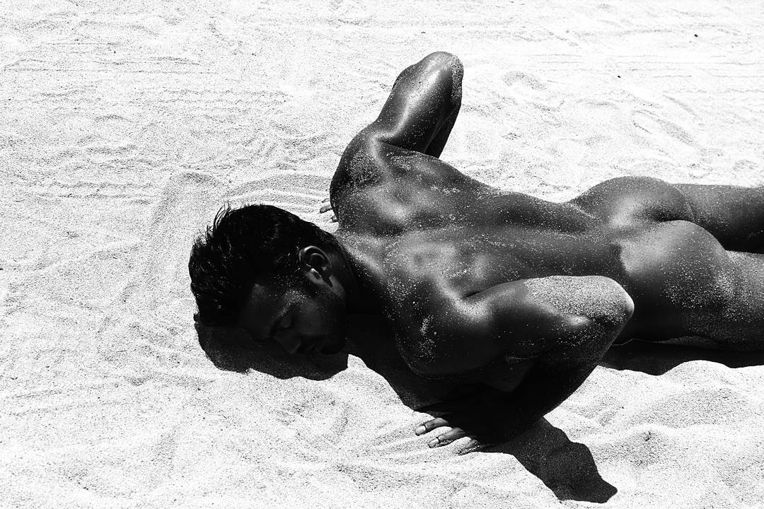 18581160_435150103508846_528559269813944