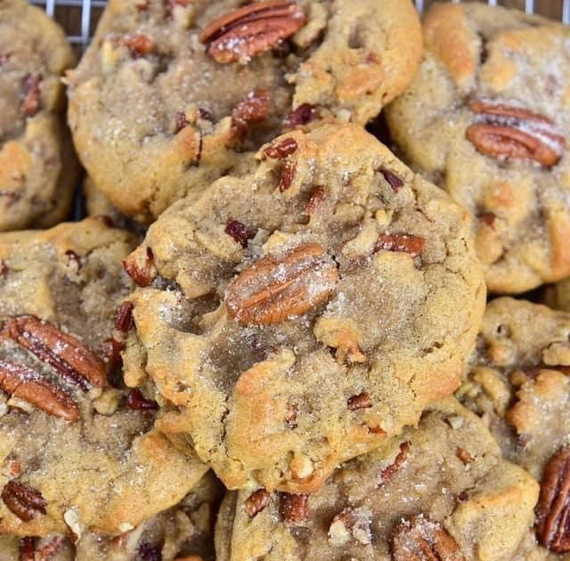 Pecan Butter Cookies