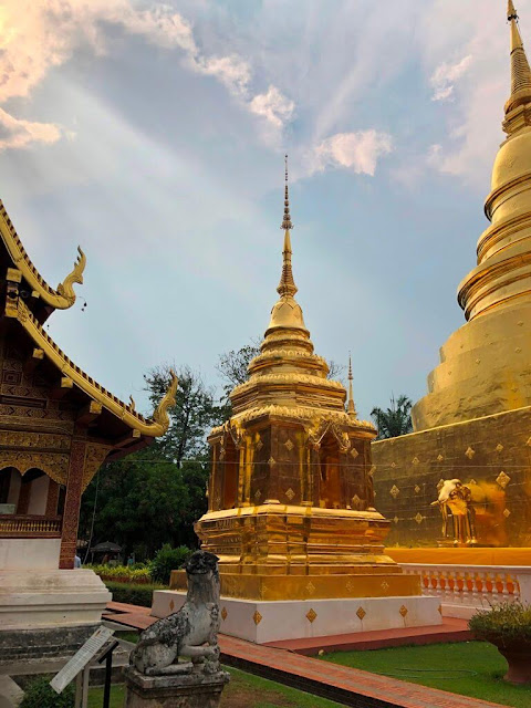 Wat Phra Singh (Temple of Lion Buddha) - Chiang Mai - Tailândia  