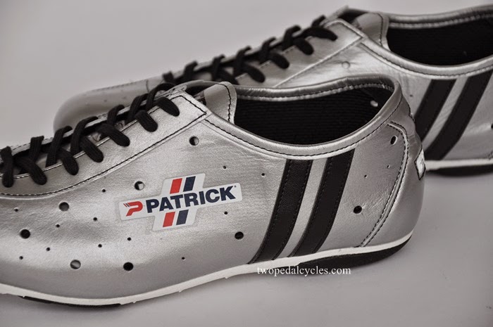 サイクリストの足元は、味のあるPATRICK POULIDOR(パトリック