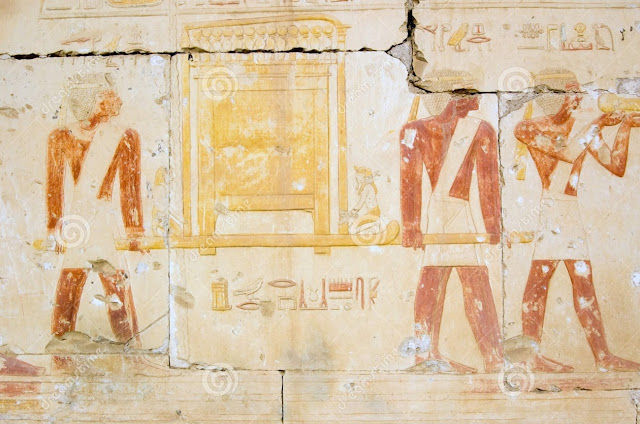 Процессия с золотым ковчегом. Фреска в храме Сети I в Абидосе.