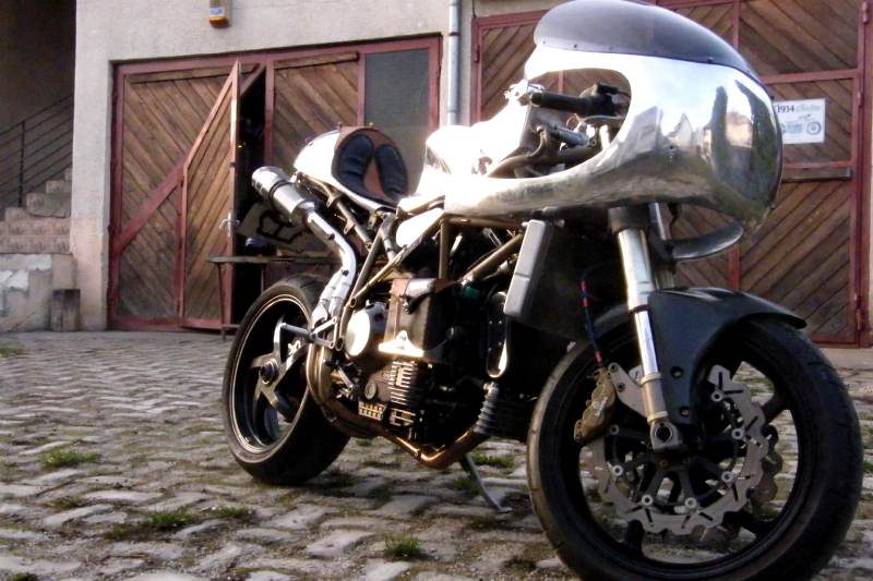 Ducati 916 Alluminium Cafe Racer  MAS BOIM