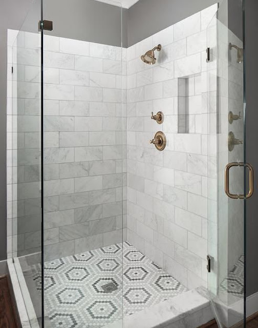 Bianco Carrara Tile In Bathroom