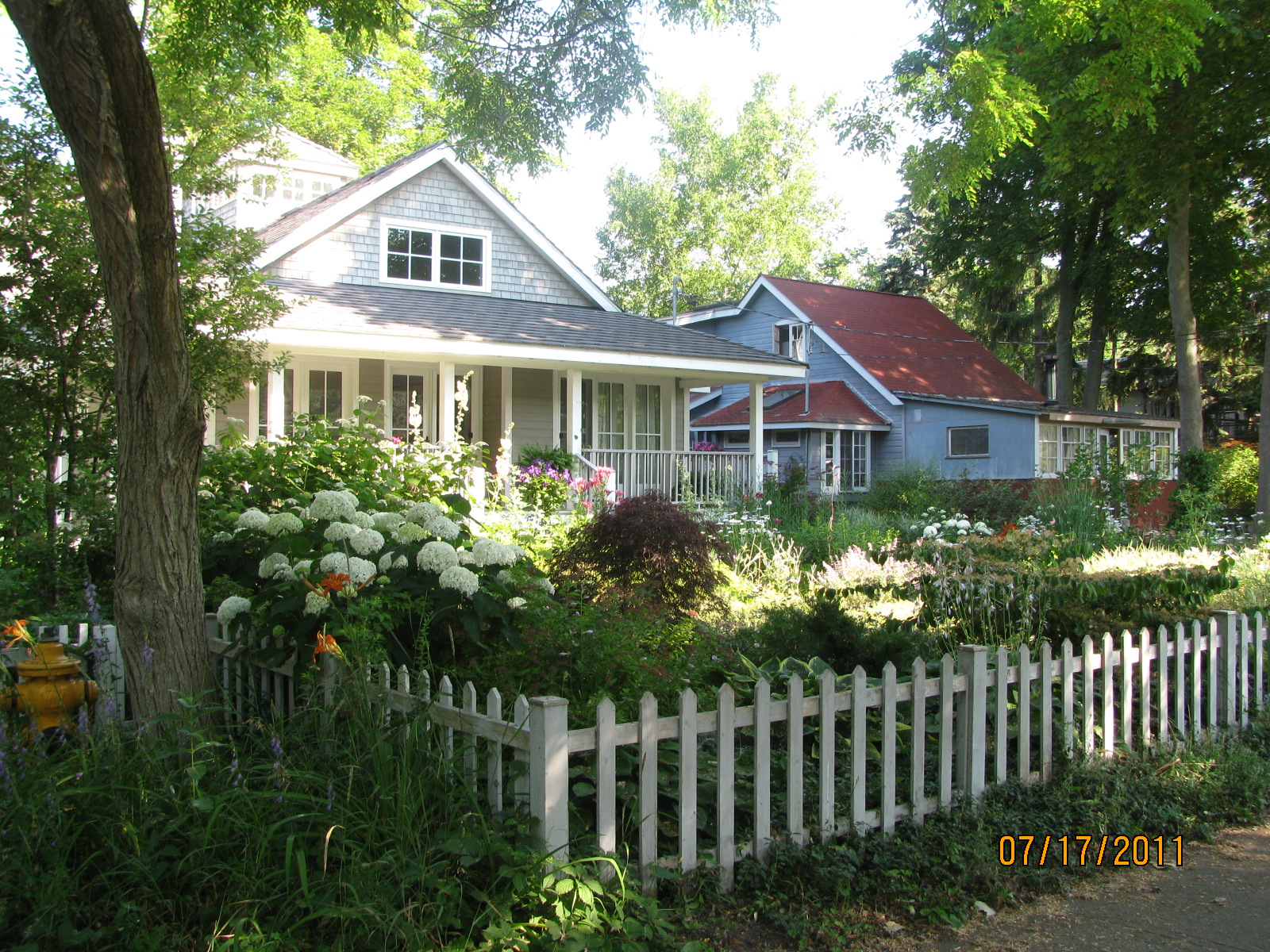 Simple Pleasures Toronto Islands