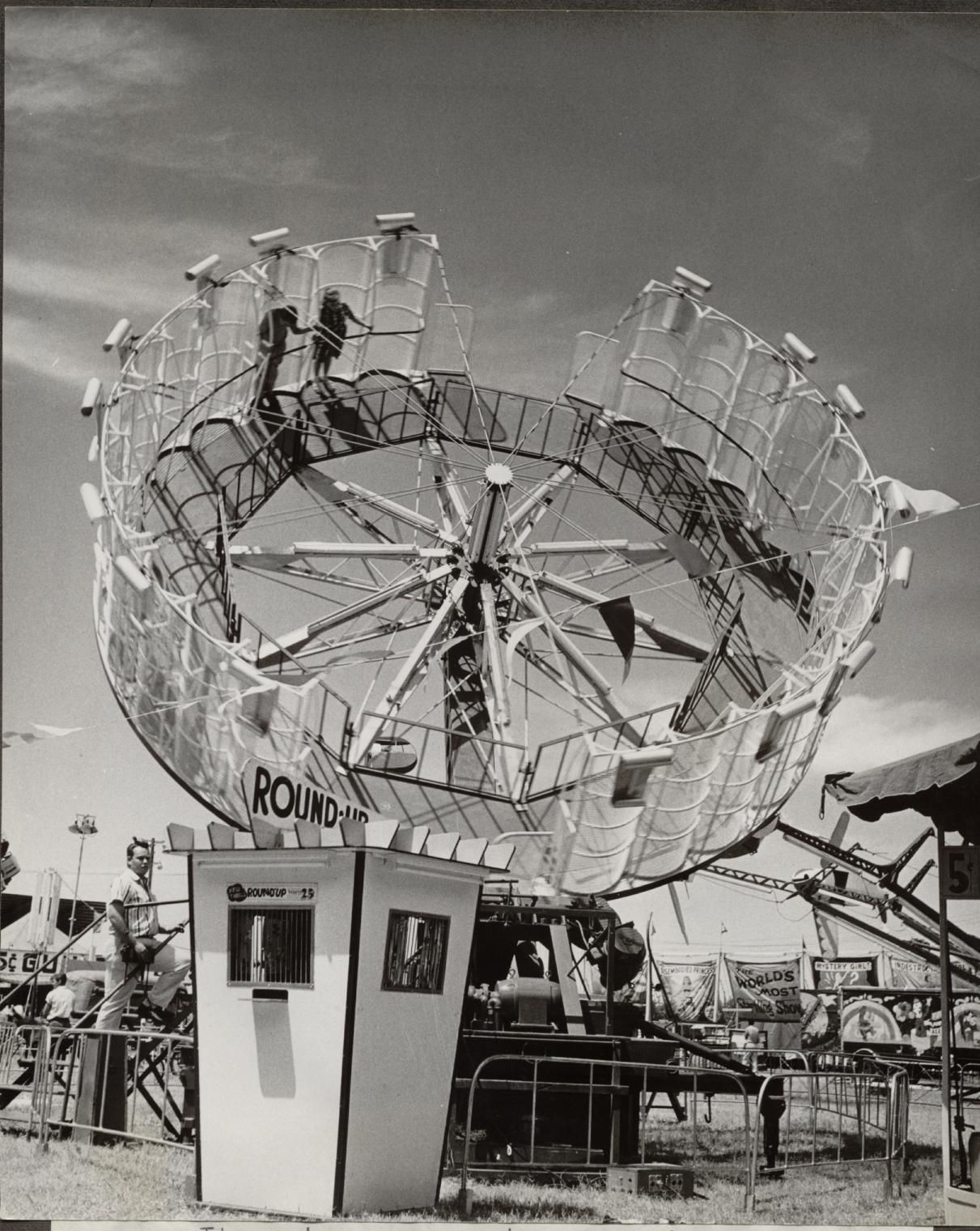 Iverson Movie Ranch Are these the mythical "rusting carnival rides" I