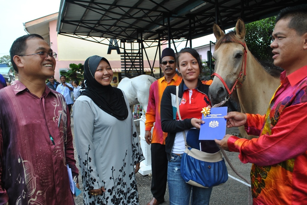 T E G A N U K I TA Haiwan peliharaan perlu ada kad pengenalan