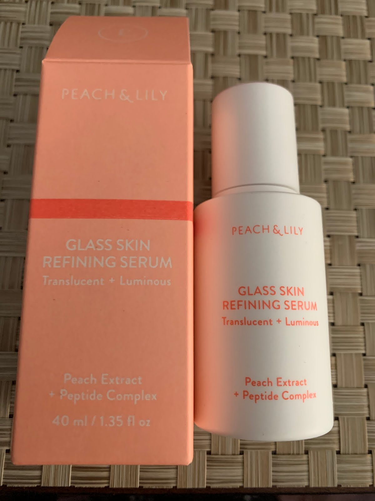 Thoughts PEACH & LILY Glass Skin Refining Serum