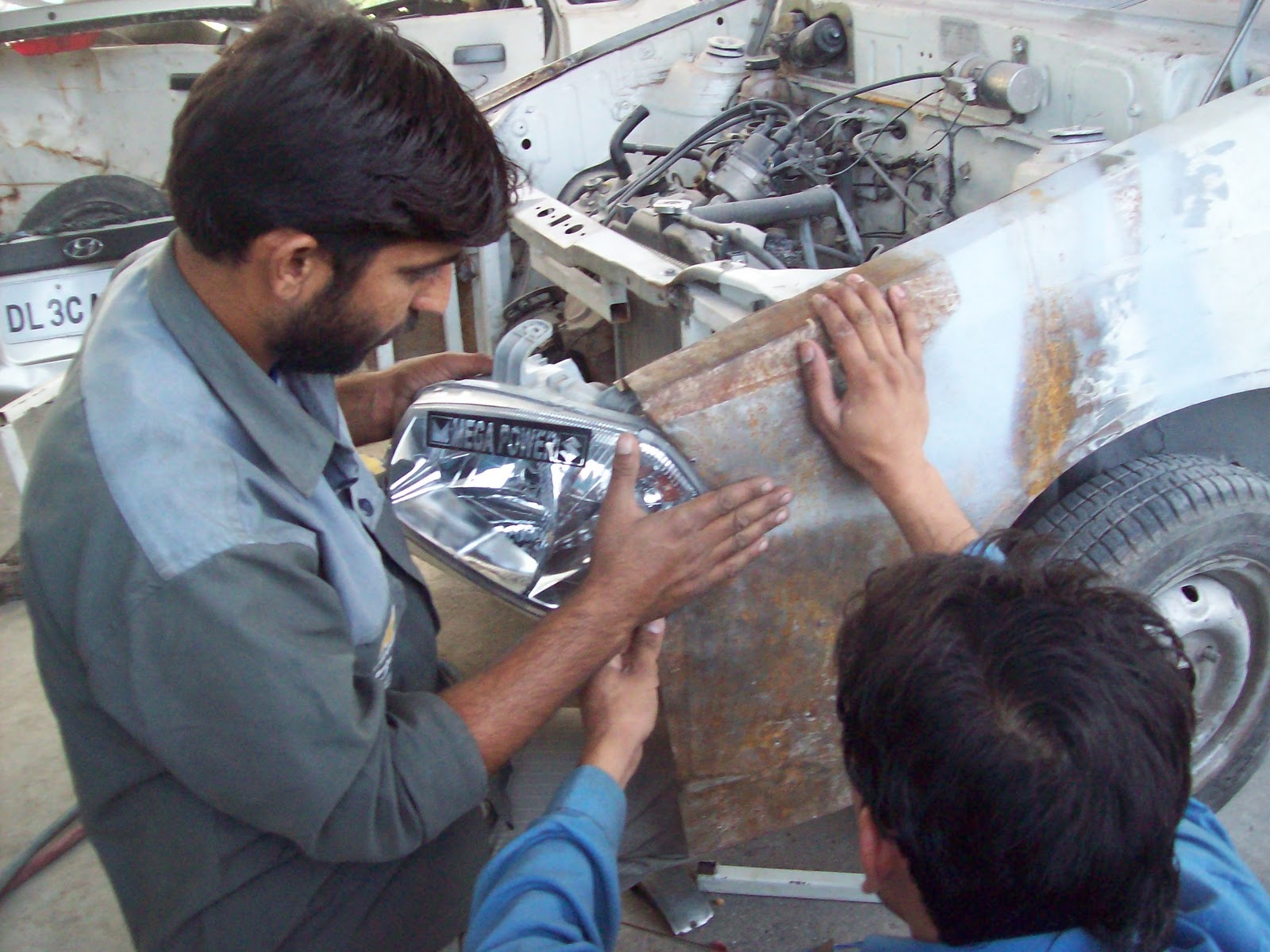 MegaPower Bosch Car Service, Jammu Car Modification Project Study Room by MegaPower Jammu