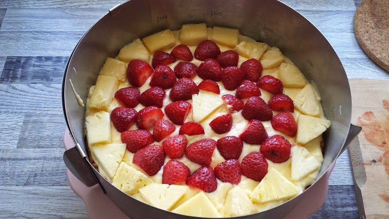 Die Hobbykochbäcker: Erdbeer-Ananas-Haferflocken-Kuchen