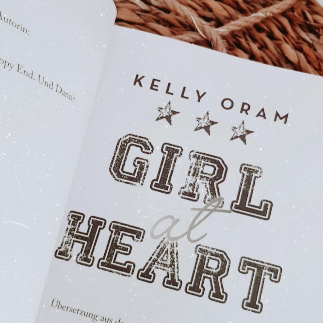 Bücherblog. Kooperation. ONE-Blogger. 2020. Unboxing - Part 4. Girl At Heart von Kelly Oram
